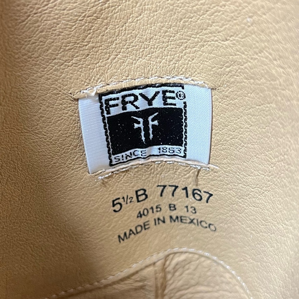 NEW with Box FRYE Melissa Button Equestrian Style Brown Leather Boots | Size 5.5 - Picture 11 of 15